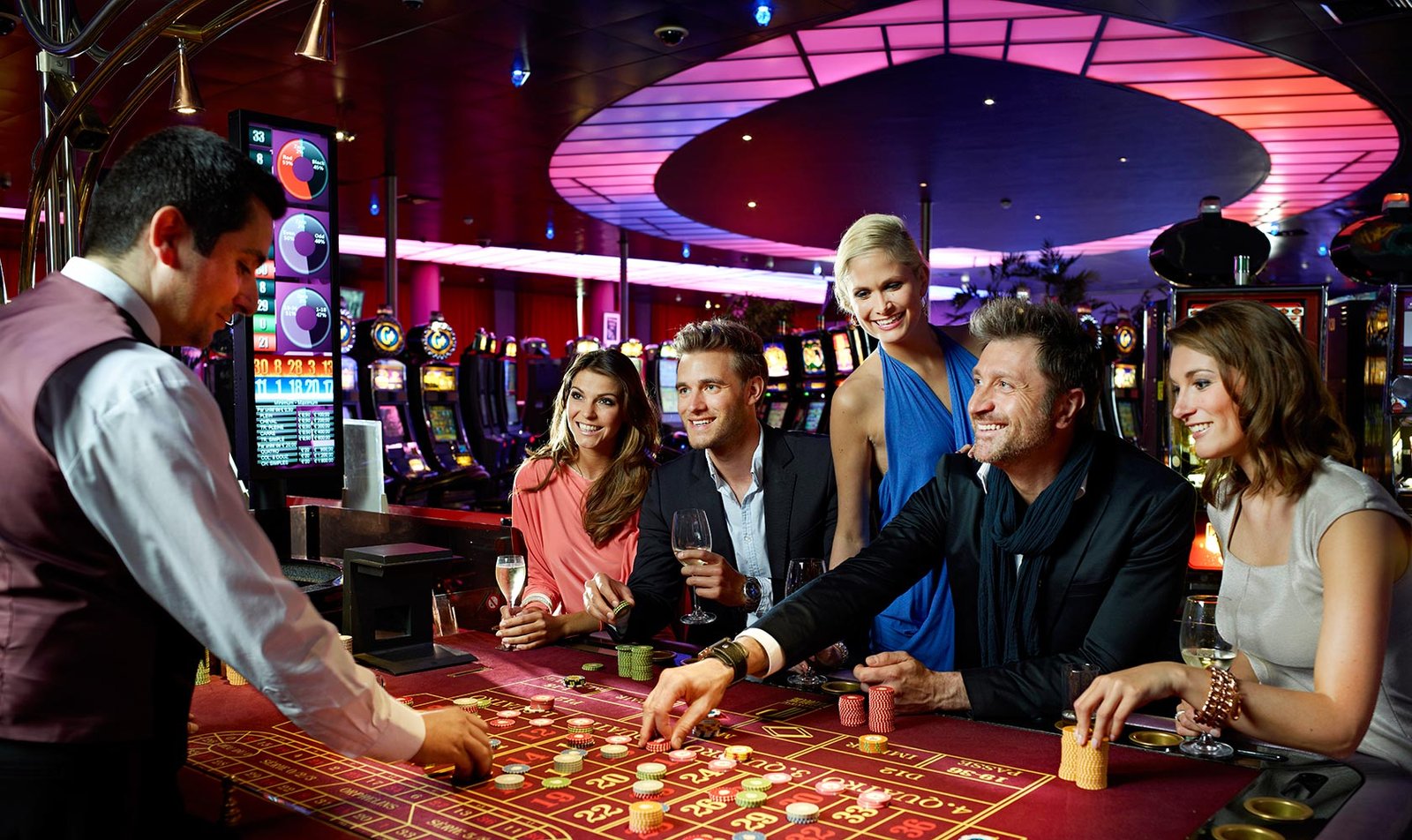 Why Online Casinos Are Becoming So Much Popular